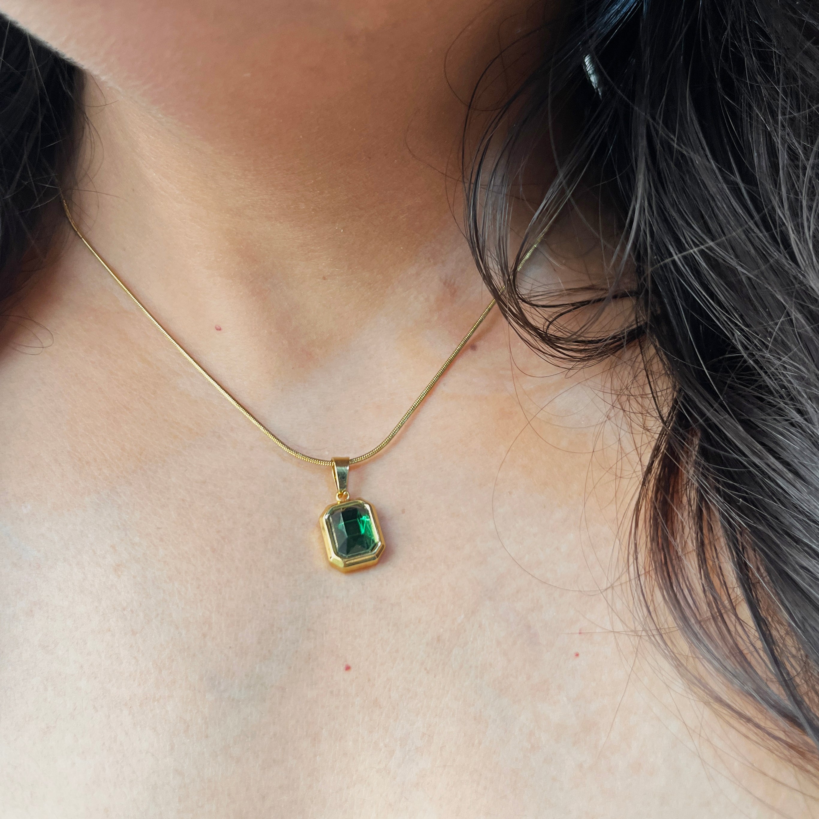 Royal Emerald Cut Pendant Necklace - ZN18