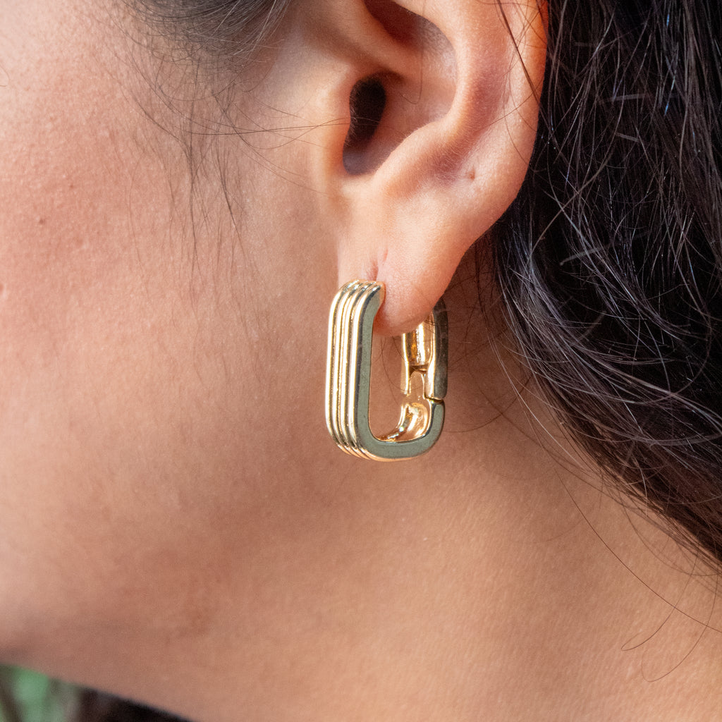 Ridge Curve Hoop Earrings - ZE09