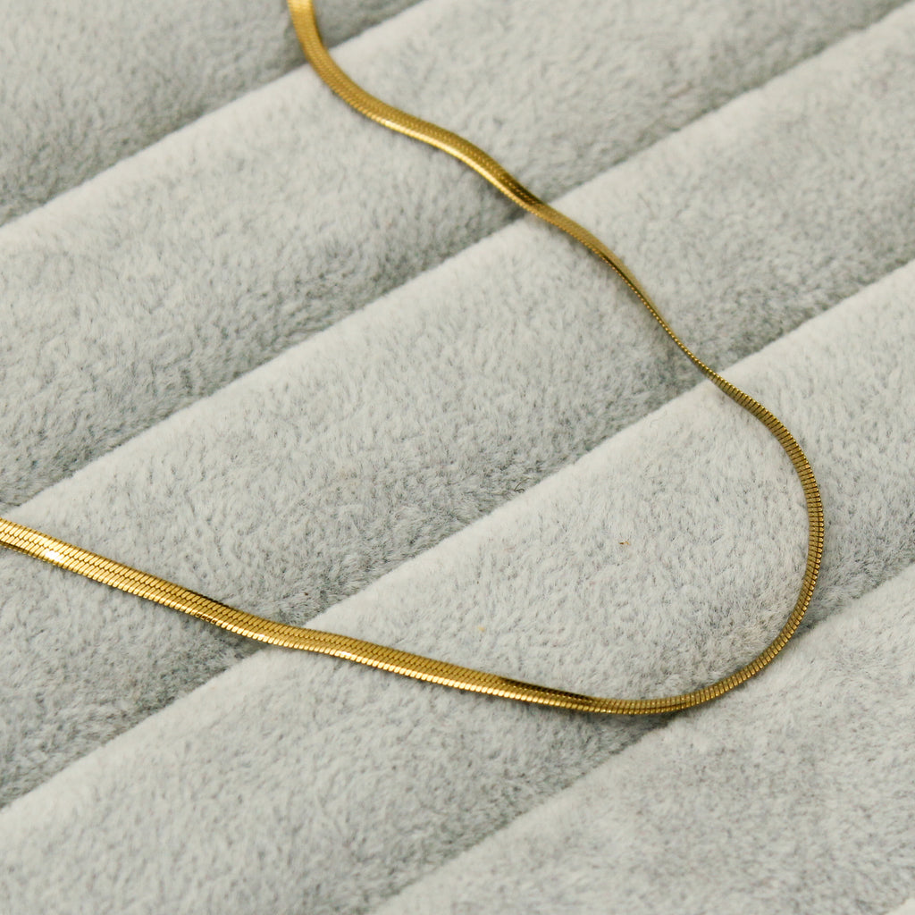 Sleek Herringbone Chain Necklace - ZN15