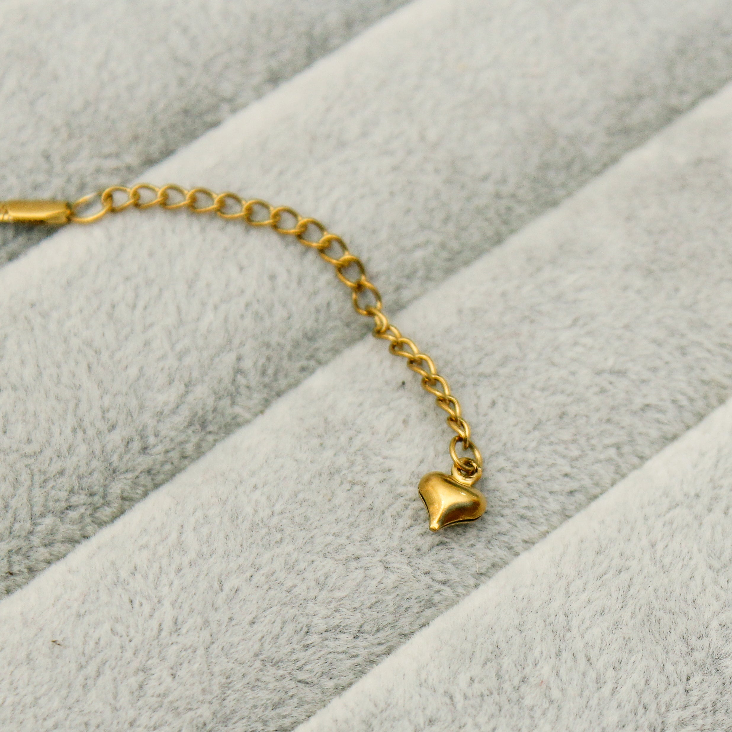Sleek Herringbone Chain Necklace - ZN15
