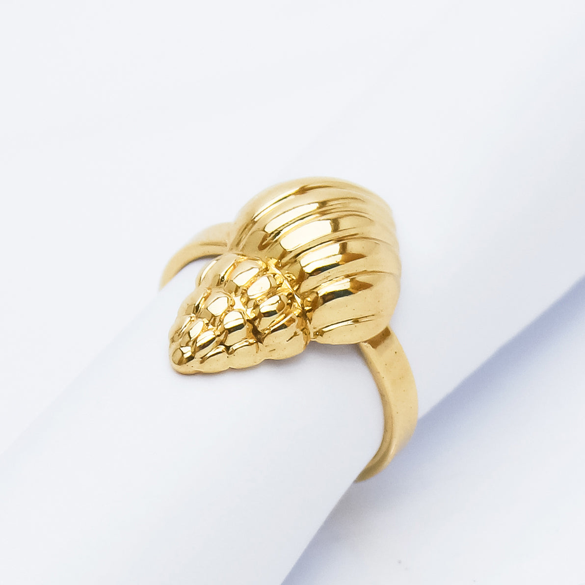 Gold Shell Ring - ZR10